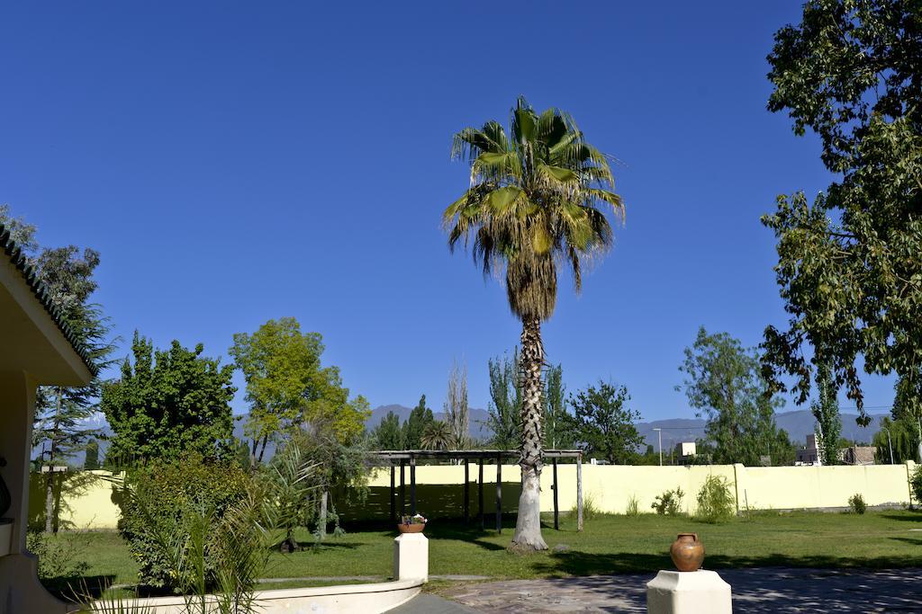 Villa Los Sauces Chacras de Coria Esterno foto