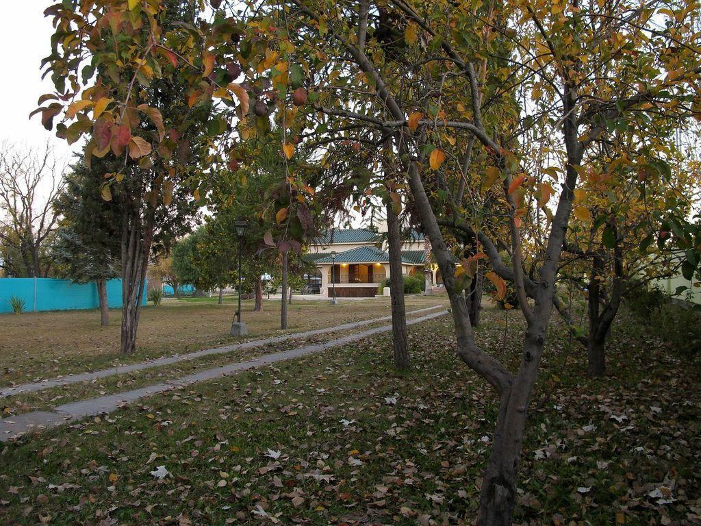 Villa Los Sauces Chacras de Coria Esterno foto